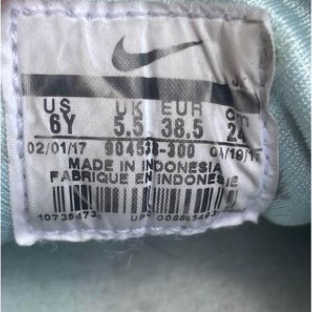 Nike Huarache Run size 6Y - Picture 5 of 6